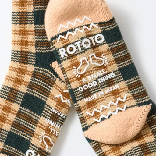 Comfy Room Socks Check