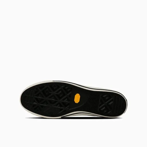 Chuck Taylor Canvas Hi