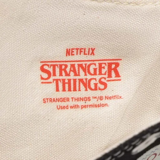 All Star Aged 87 Cl Hi / Stranger Things 5