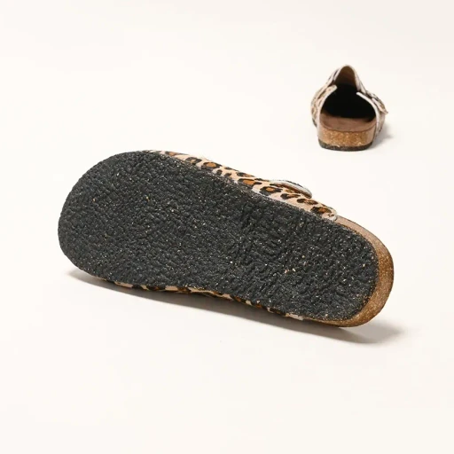 Leon Clogs