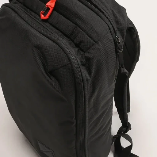 Civic Panel Loader 16L