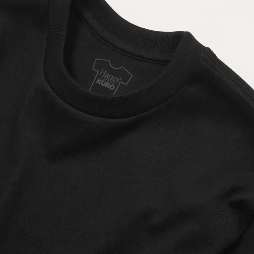 T-Shirts Kuro - Crew Neck Tee