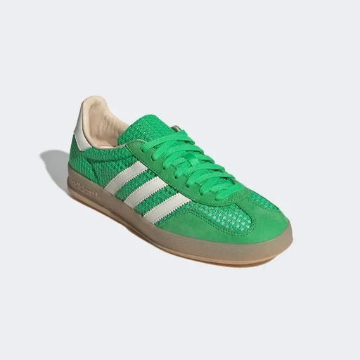 Gazelle Indoor