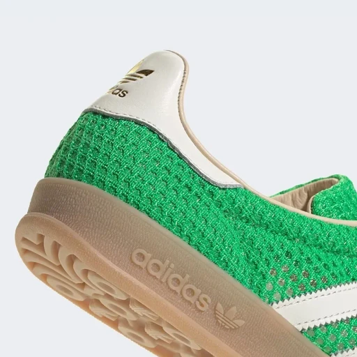 Gazelle Indoor