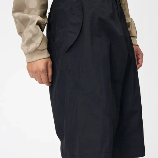 Helicoid Shorts