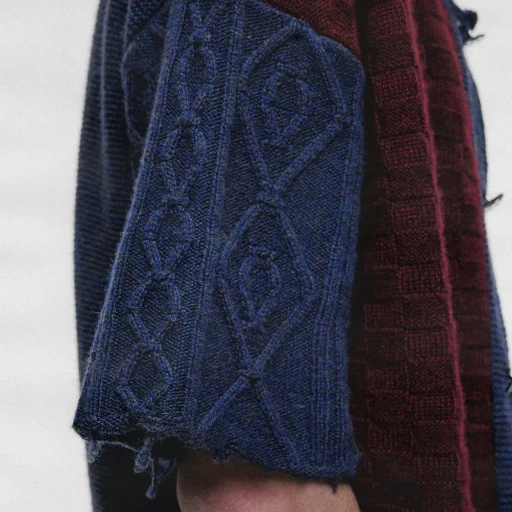 Che Sweater