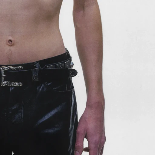 Effigy Stud Belt