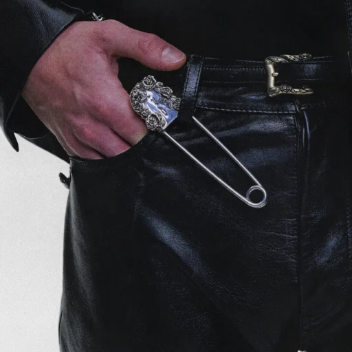 Oversized Safety Pin