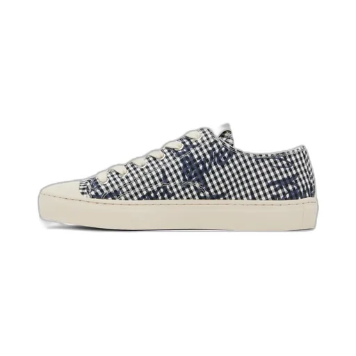 Low-Top Plimsoll