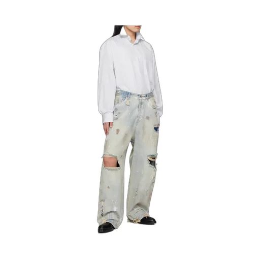 Distressed Jeans