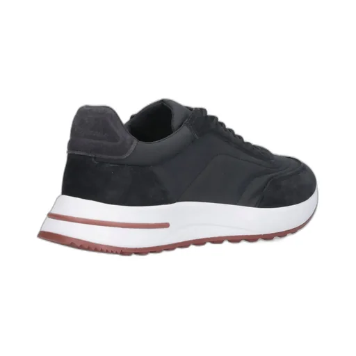 Round-Head Sneakers
