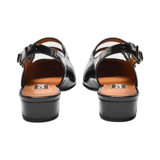 Round-Headed Flat Sandals
