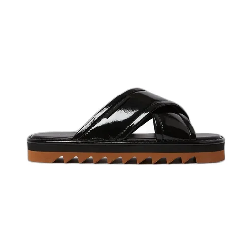 Round Toe Slippers