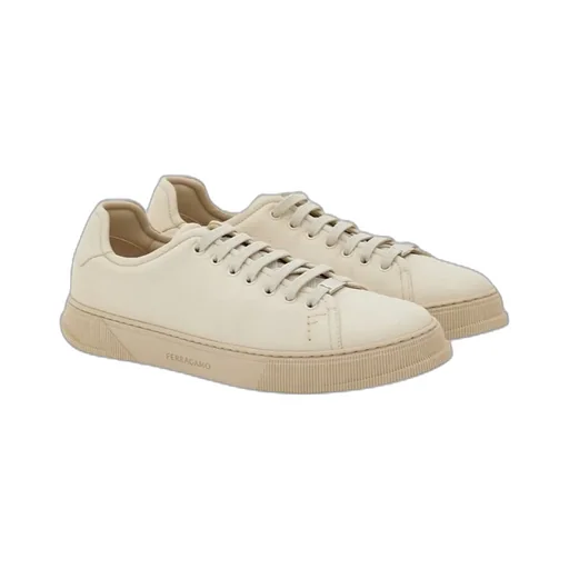 Low-Top Trainers