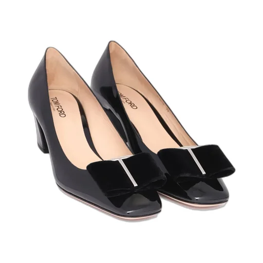 Tom Ford T-Plaque Bow Detailed Pumps