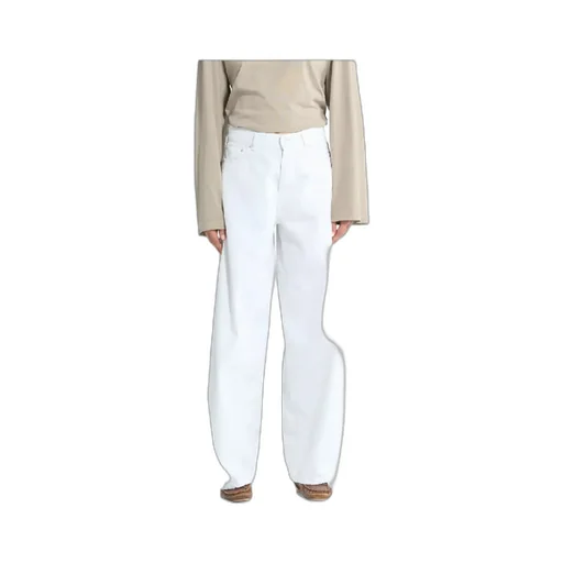 Belt-Loop Jeans