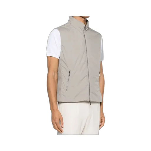 Stand-Neck Vest