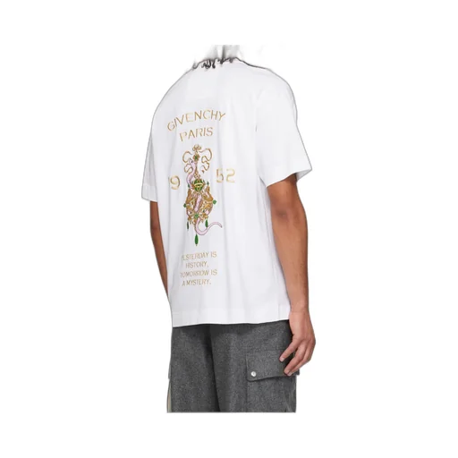 Short-Sleeved T-Shirt