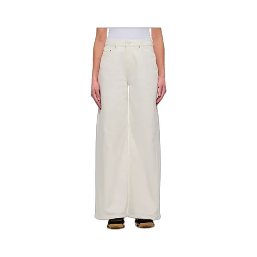 Belt-Loop Jeans