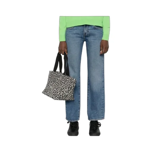Belt-Loop Jeans