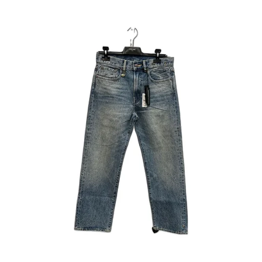 Belt-Loop Jeans