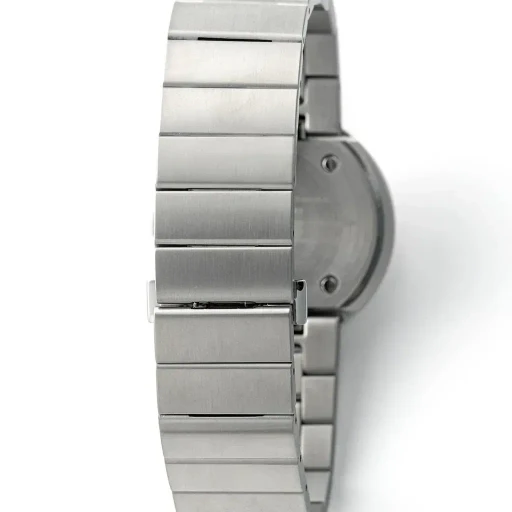 To　Designed By Tokujin Yoshioka