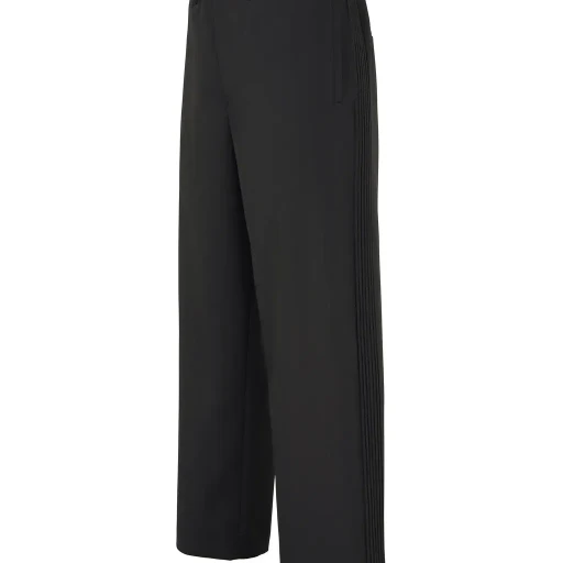 Air Pleats Black