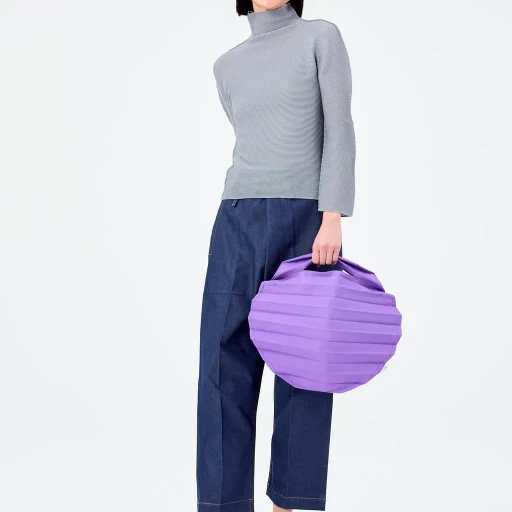 Circle Pleats Bag