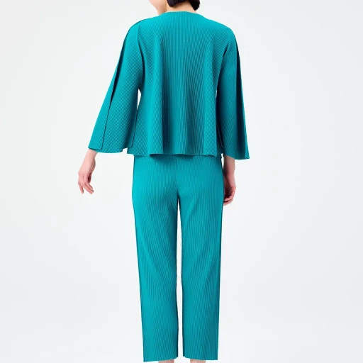 Swing Pleats