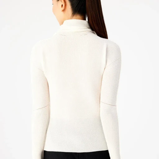 Knit Stretch Pleats