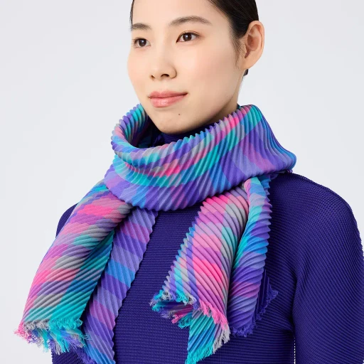 Check Pleats Stole