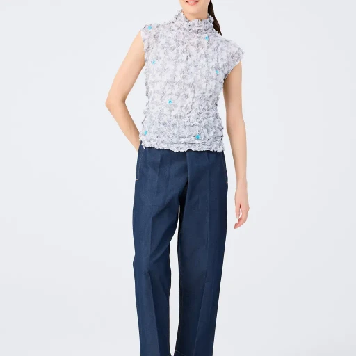 Suit Meringue Top