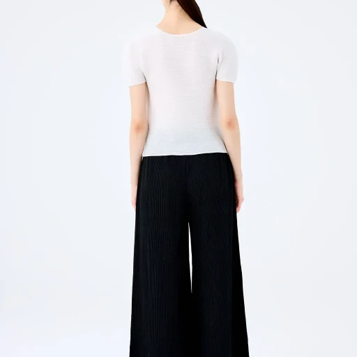Fine Knit Pleats Black