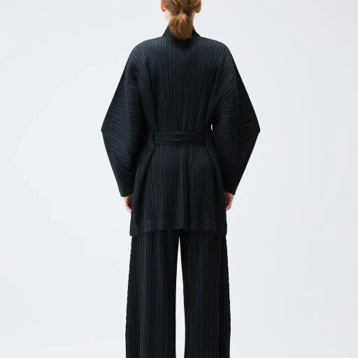 Wool Pleats
