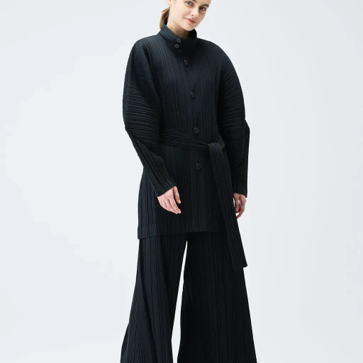 Wool Pleats