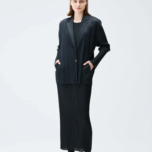 Pleats Jacket