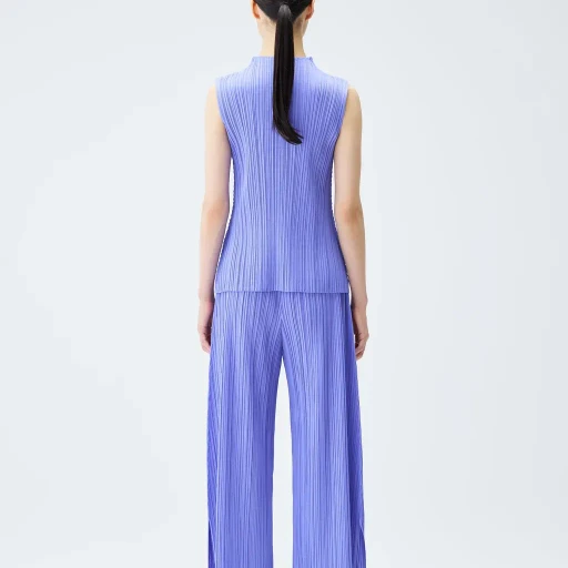 Mellow Pleats