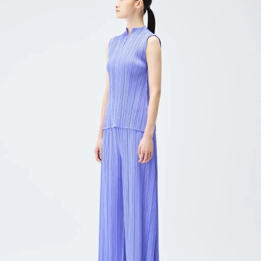 Mellow Pleats