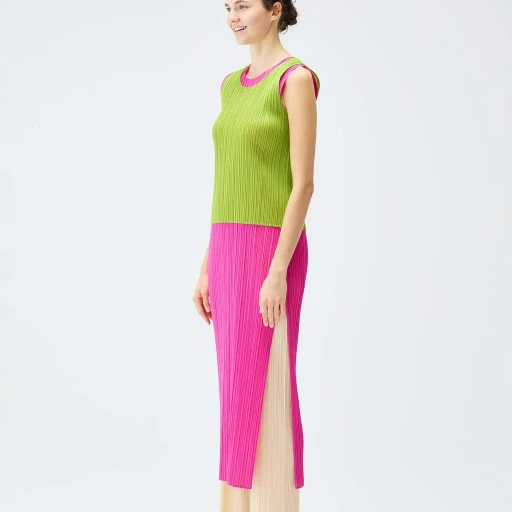 Lucid Pleats