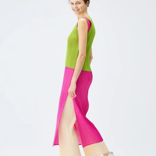 Lucid Pleats