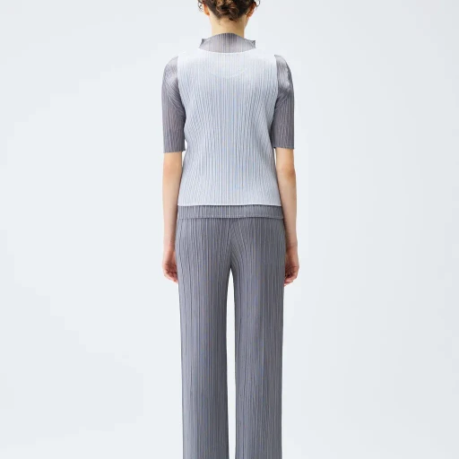 Lucid Pleats
