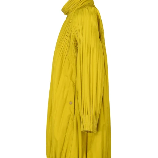 Padded Pleats Coat