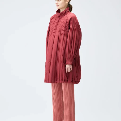 Padded Pleats Coat