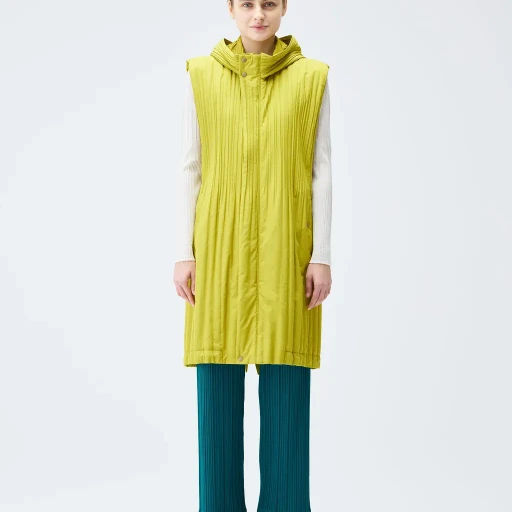 Padded Pleats Coat