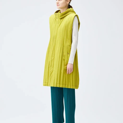 Padded Pleats Coat