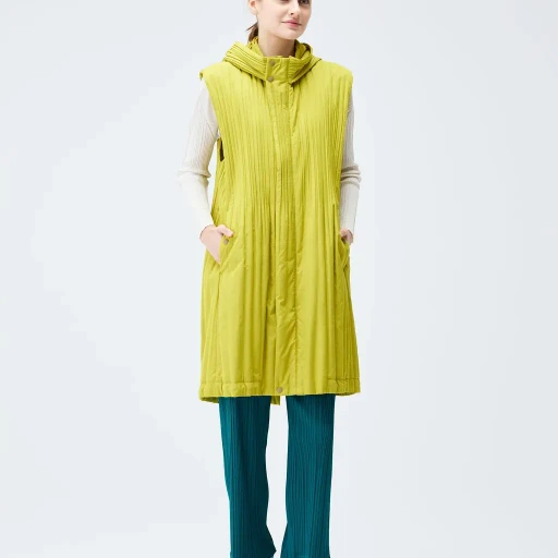 Padded Pleats Coat