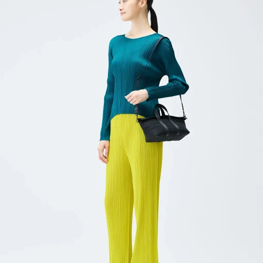 Pleats Boston Bag