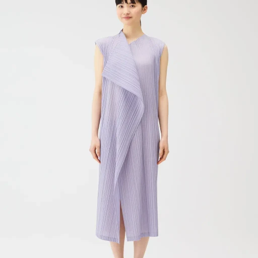 Ramie Pleats