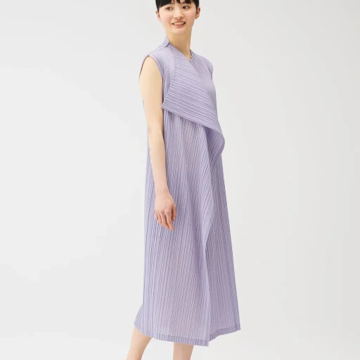 Ramie Pleats