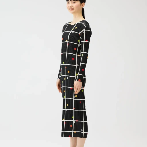 Crossing Dots